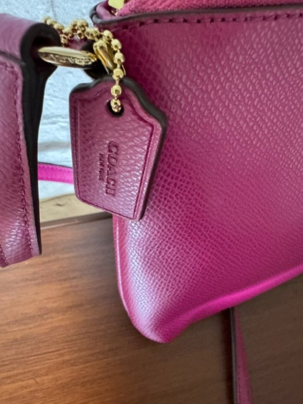 Coach East West Crossbody Fuchsia Pink Crossgrain Leather EUC - Picture 13 of 13